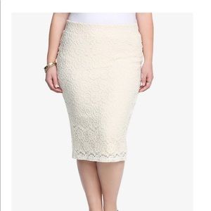 Torrid cream lace pencil skirt